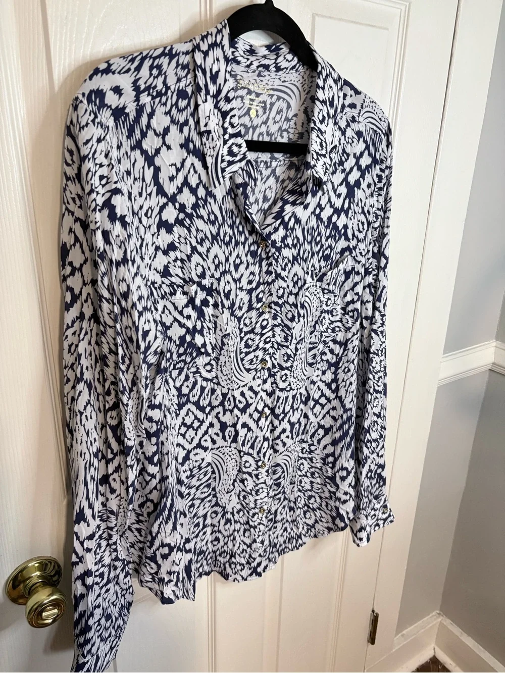 Lilly Pulitzer Sea View Button Down Shirt Pineapple Party Print Blue White XL - Picture 3 of 10